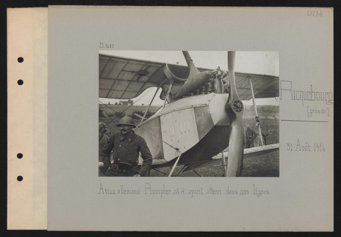 Ricquebourg (près de). Avion allemand Rumpler numéro 4 ayant atterri dans nos lignes