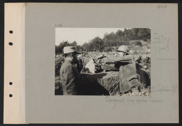 Bitry (près). Chargement d'un mortier Cellerier