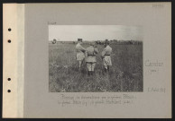 Candor (près). Remise de décorations par le général Pétain : le général Pétain (à gauche) ; le général Humbert (à droite)