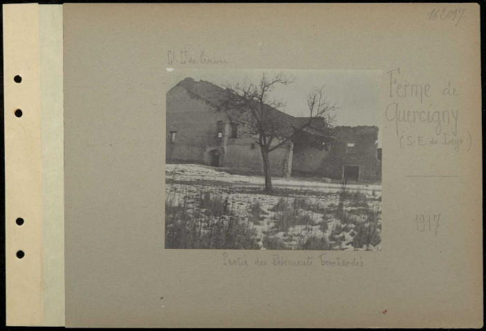 Ferme de Quercigny (sud-est de Leyr). Partie des bâtiments bombardés