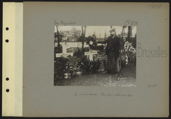 Bruxelles. Le cimetière. Tombes allemandes