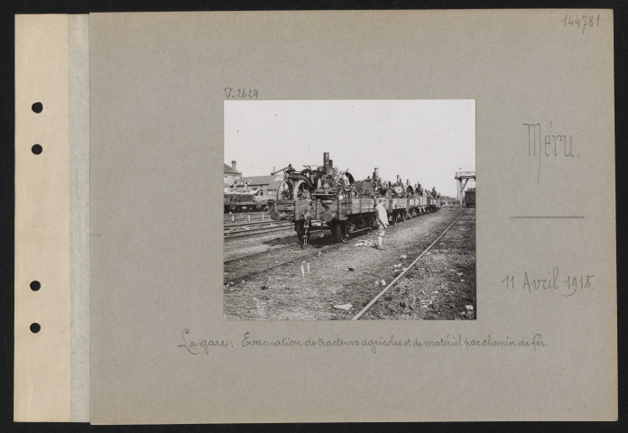Méru. La gare : évacuation de tracteurs agricoles et de matériel par chemin de fer