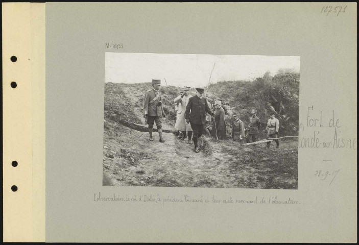 Fort de Condé-sur-Aisne. Minenwerfer allemand capturé avec ses torpilles