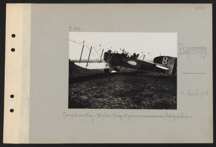 Esquennoy. Camp d'aviation. Biplan Bréguet pour reconnaissance photographique esc. Br 45