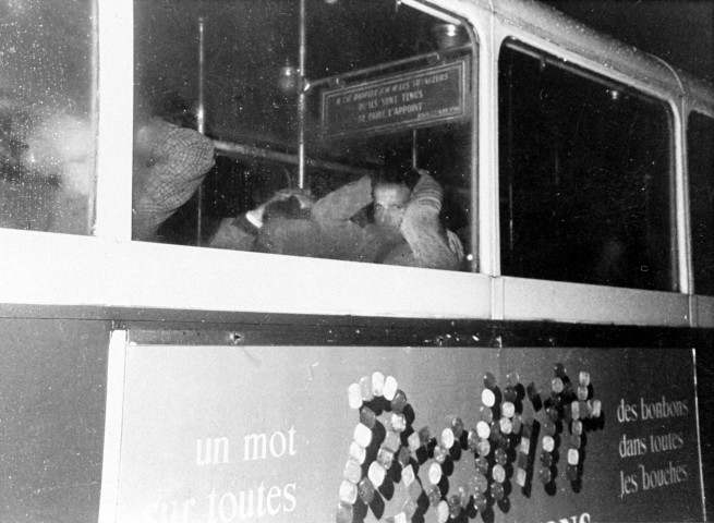 17 octobre 1961 : au pont de Neuilly, arrestation des Algériens