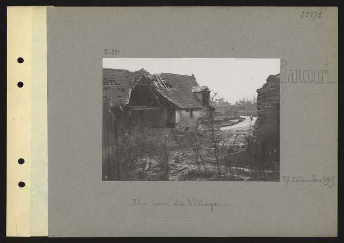 Dancourt. Un coin du village