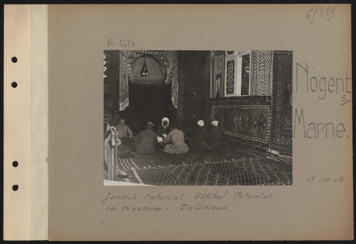 Nogent-sur-Marne. Jardin colonial. Hôpital colonial. La mosquée. Intérieur