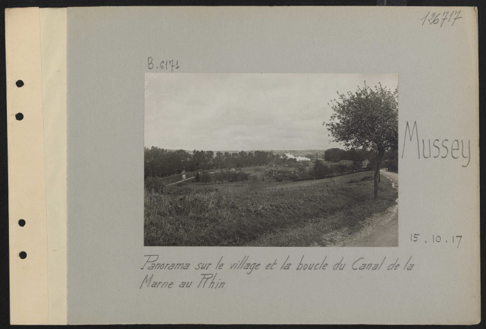 Mussey. Panorama sur le village et la boucle du Canal de la Marne au Rhin