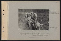 Boisicourt. Camp d'expériences : canon de 75T ; la manœuvre ; sortie d'un trou de torpille