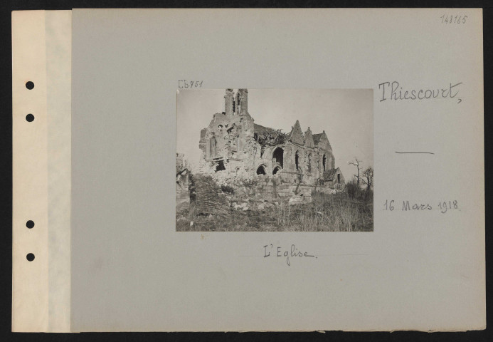 Thiescourt. L'église