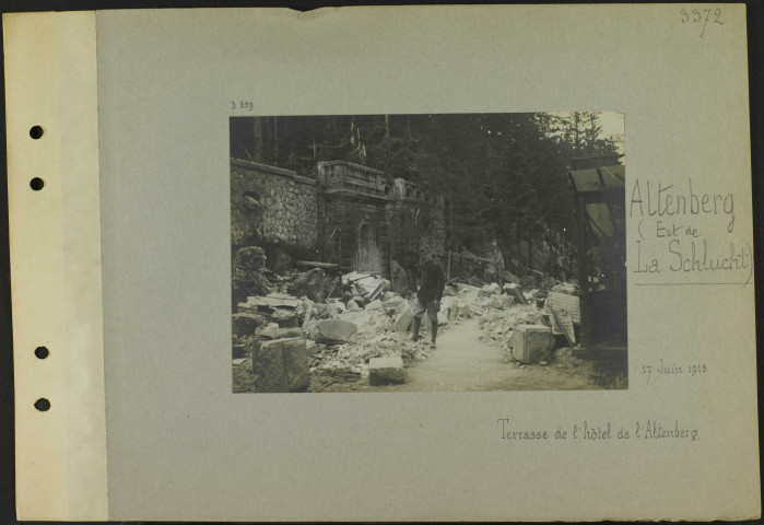 Altenberg (Est de la Schlucht). Terrasse de l'hôtel de l'Altenberg