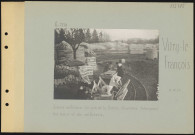 Vitry-le-François. Scierie militaire. Un coin de la scierie. Ouvrières fabriquant des bancs et des caillebotis