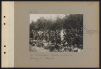 Bagneux. Le cimetière. Tombes militaires françaises fleuries