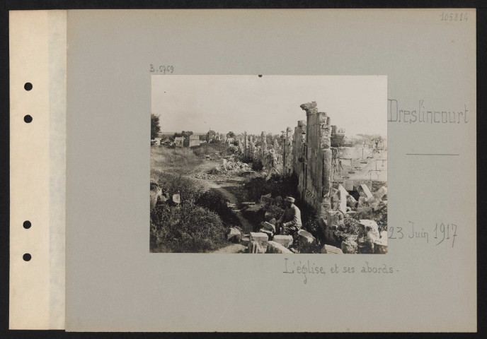 Deslincourt. L'église et ses abords