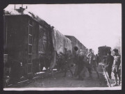 Sibérie. Sur la ligne un wagon en feu