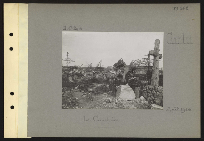 Curlu. Le cimetière