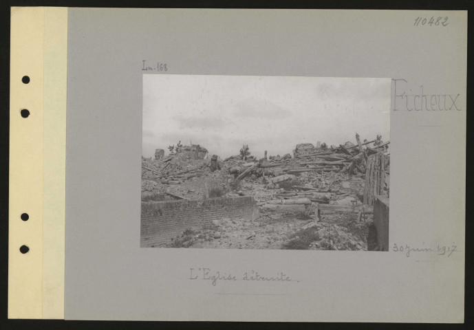 Ficheux. L'église détruite