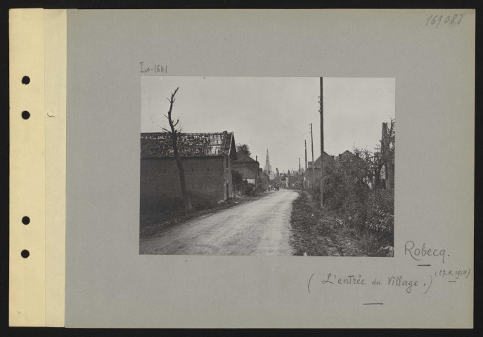 Robecq. L'entrée du village