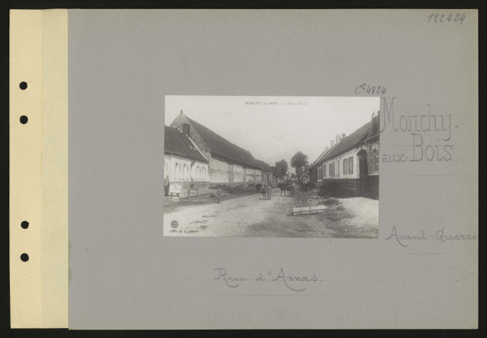 Monchy-au-Bois. Rue d'Arras