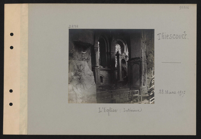 Thiescourt. L'église : intérieur