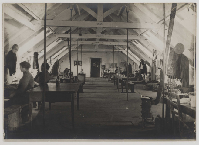 Fort de Crozon. Chambre G. Dortoir commun pour les femmes