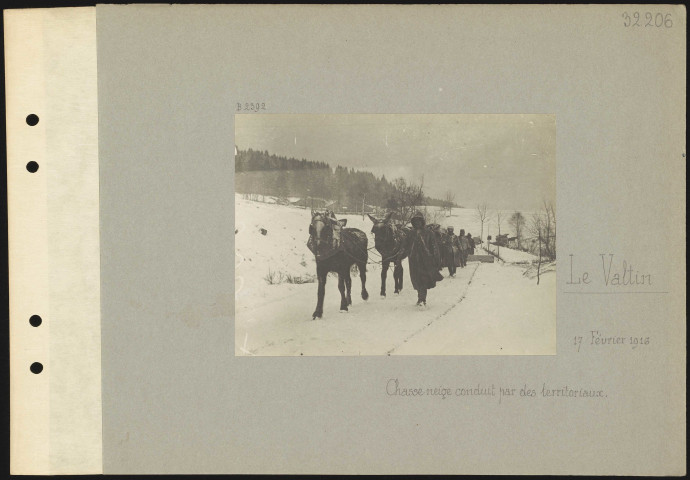 Le Valtin. Chasse-neige conduit par des territoriaux