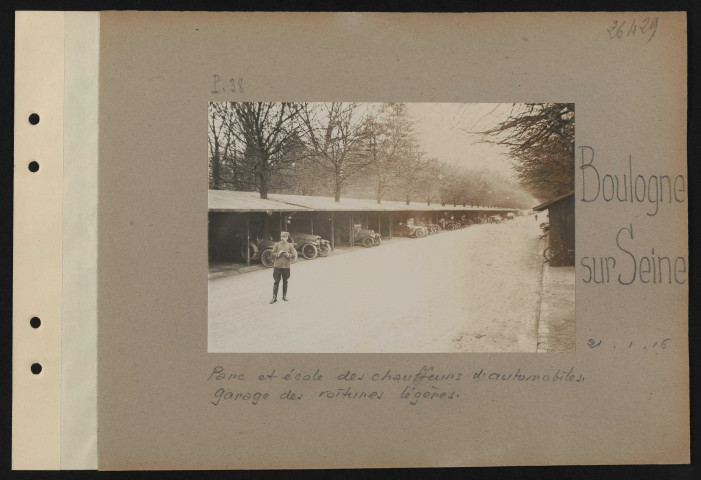 Boulogne-sur-Seine. Parc et école de chauffeurs d'automobiles. Garage des voitures légères