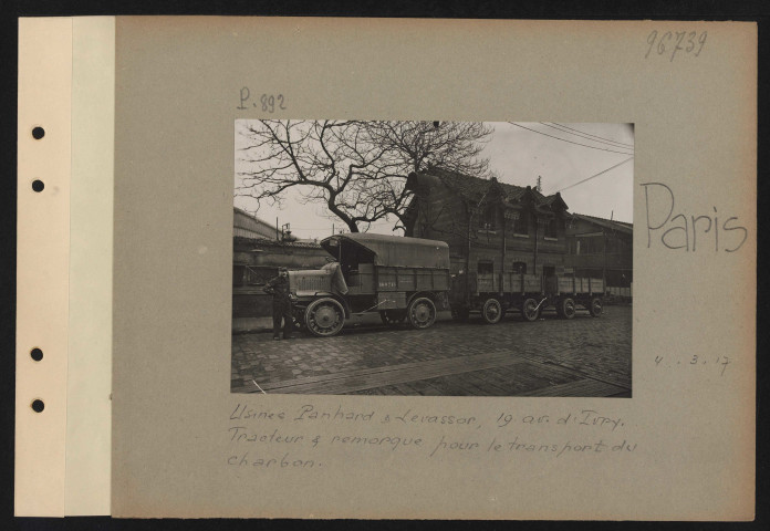 Paris. Usines Panhard et Levassor, 19 avenue d'Ivry. Tracteur et remorque pour le transport du charbon