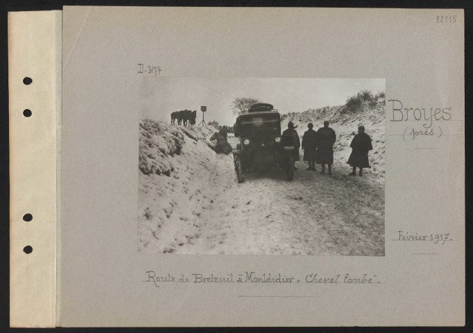 Broyes (près). Route de Breteuil à Montdidier : cheval tombé