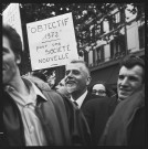 Manifestation à la gare de Lyon : « Objectif 1972 - pour une société nouvelle »