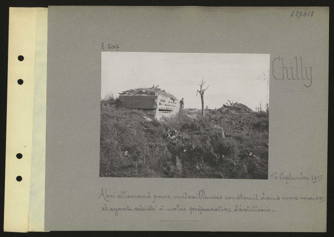 Chilly. Abri allemand pour mitrailleuses construit dans une maison et ayant résisté à nôtre préparation d'artillerie