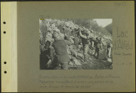Lac d'Alfeld (Près Sewen). Construction de la route d'Alfeld au Ballon d'Alsace. Malgaches travaillant à ouvrir une partie de la route, forage de trous de mines