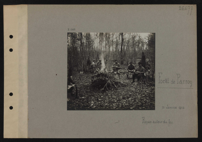 Forêt de Parroy. Repas autour du feu