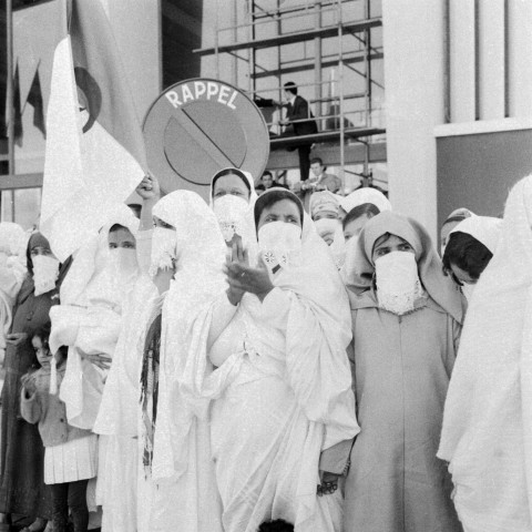Foule pour la venue de Hassan II (13-15 mars 1963) Fête de l'Indépendance