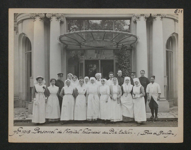 Personnel de l'hôpital hollandais du Pré Catelan (bois de Boulogne)