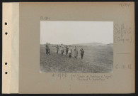 Saffais (camp de). Cf. n° 167898. Généraux Gérard, de Castelnau et Duport écoutant la Marseillaise