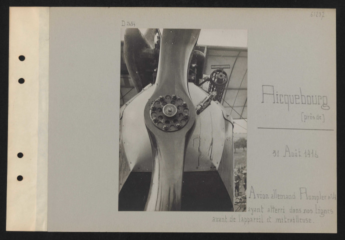 Ricquebourg (près de). Avion allemand Rumpler numéro 4 ayant atterri dans nos lignes : avant de l'appareil et mitrailleuse