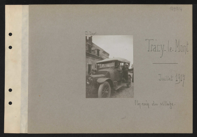 Tracy-le-Mont. Un coin du village