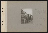 Tracy-le-Mont. Un coin du village