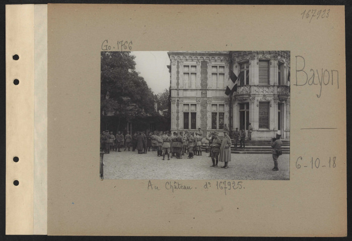 Bayon. Au château (cf. 167925)