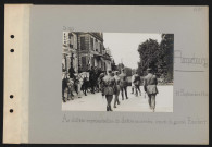 Ricquebourg. Au château : représentation du théâtre aux armées : arrivée du général Humbert