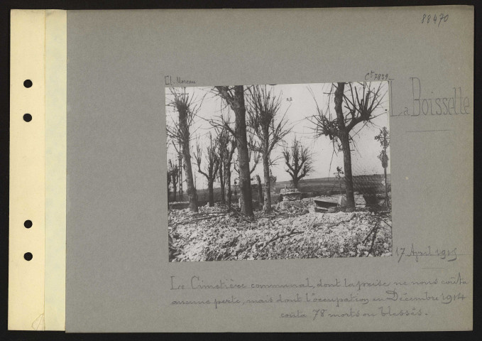 La Boisselle. Le cimetière communal, dont la prise ne nous coûta aucune perte, mais dont l'occupation en décembre 1914 coûta 78 morts ou blessés