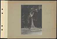 Col de la Chipotte. Monument élevé à la mémoire des combattants de la 2e brigade d'infanterie coloniale
