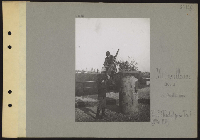 Fort Saint-Michel (près Toul) (Meurthe et Moselle). Mitrailleuse DCA