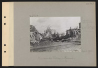 Margny-aux-Cerises. Un coin du village : ruines