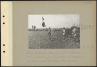 Darney. Remise du drapeau offert par la Ville de Paris au 21e régiment d'infanterie tchécoslovaque. Présentation du drapeau aux troupes par le colonel Philippe commandant le régiment