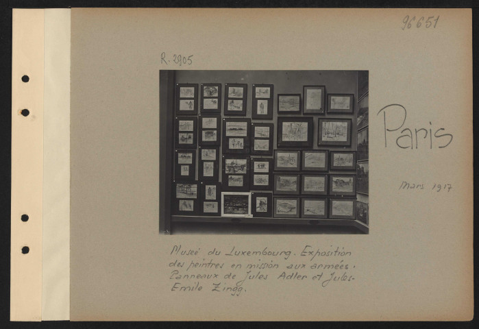 Paris. Musée du Luxembourg. Exposition des peintres en mission aux armées. Panneaux de Jules Adler et Jules-Emile Zingg
