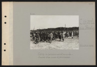 Coivrel (entre Tricot et). Camp de prisonniers allemands : arrivée d'un convoi de prisonniers