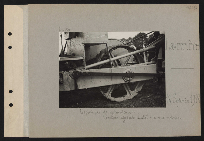 Laverrière. Expériences de motoculture : tracteur agricole Latil ; la roue motrice