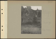 Attigny. L'église bombardée